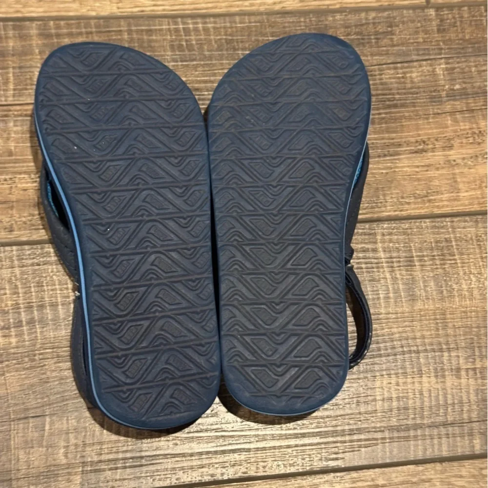 Reef Little Ahi Flip Flops Sandals Kids Size 11/12 Heel Strap Black Blue